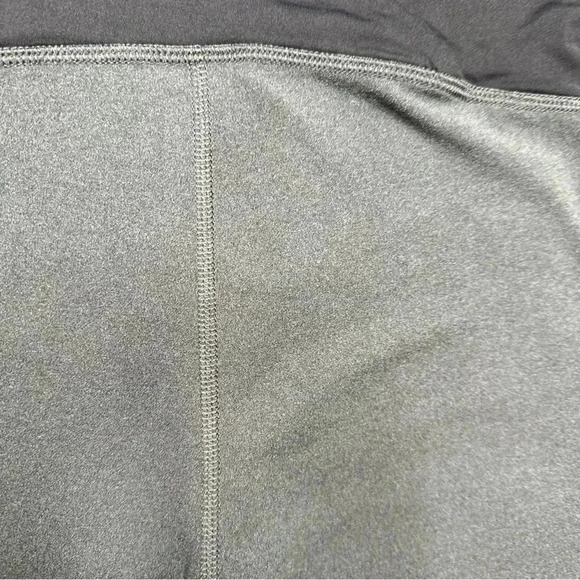 Isabel Maternity by Ingrid & Isabel Leggings Crossover Panel Black/Grey  Sz Med - Picture 13 of 16